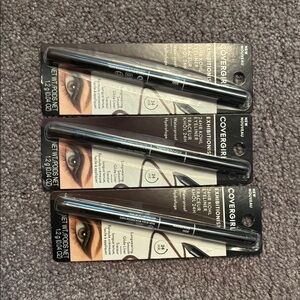 CoverGirl Exhibitionist Mascara - Black
